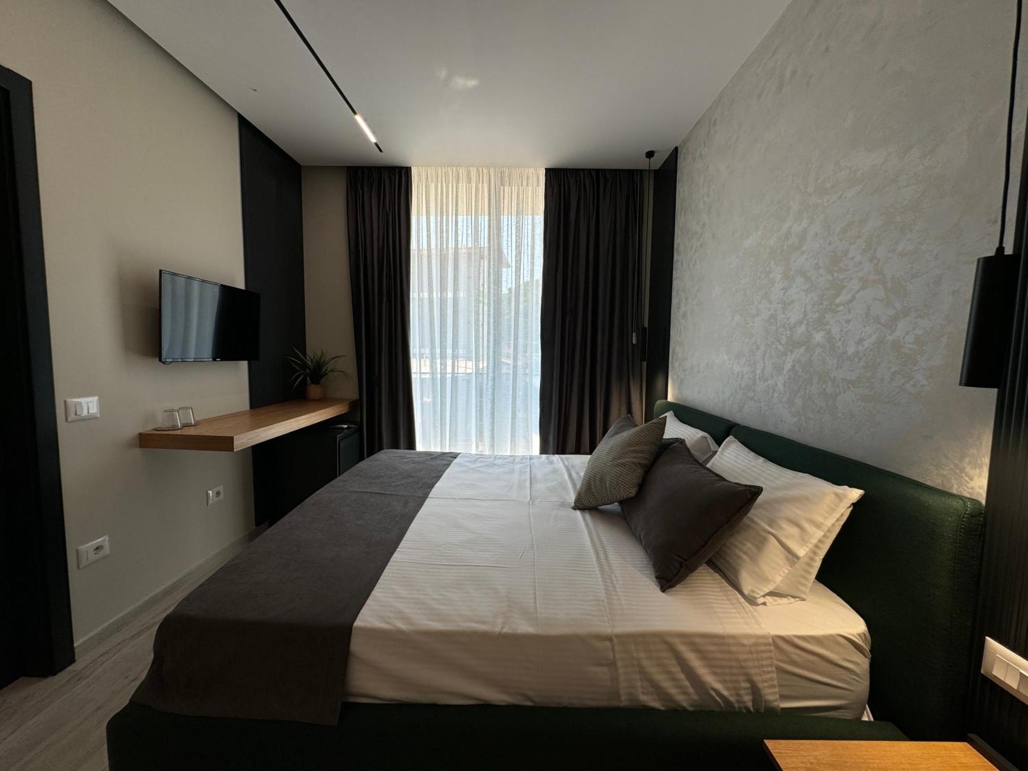 Twins Hotel Vlore Ngoại thất bức ảnh
