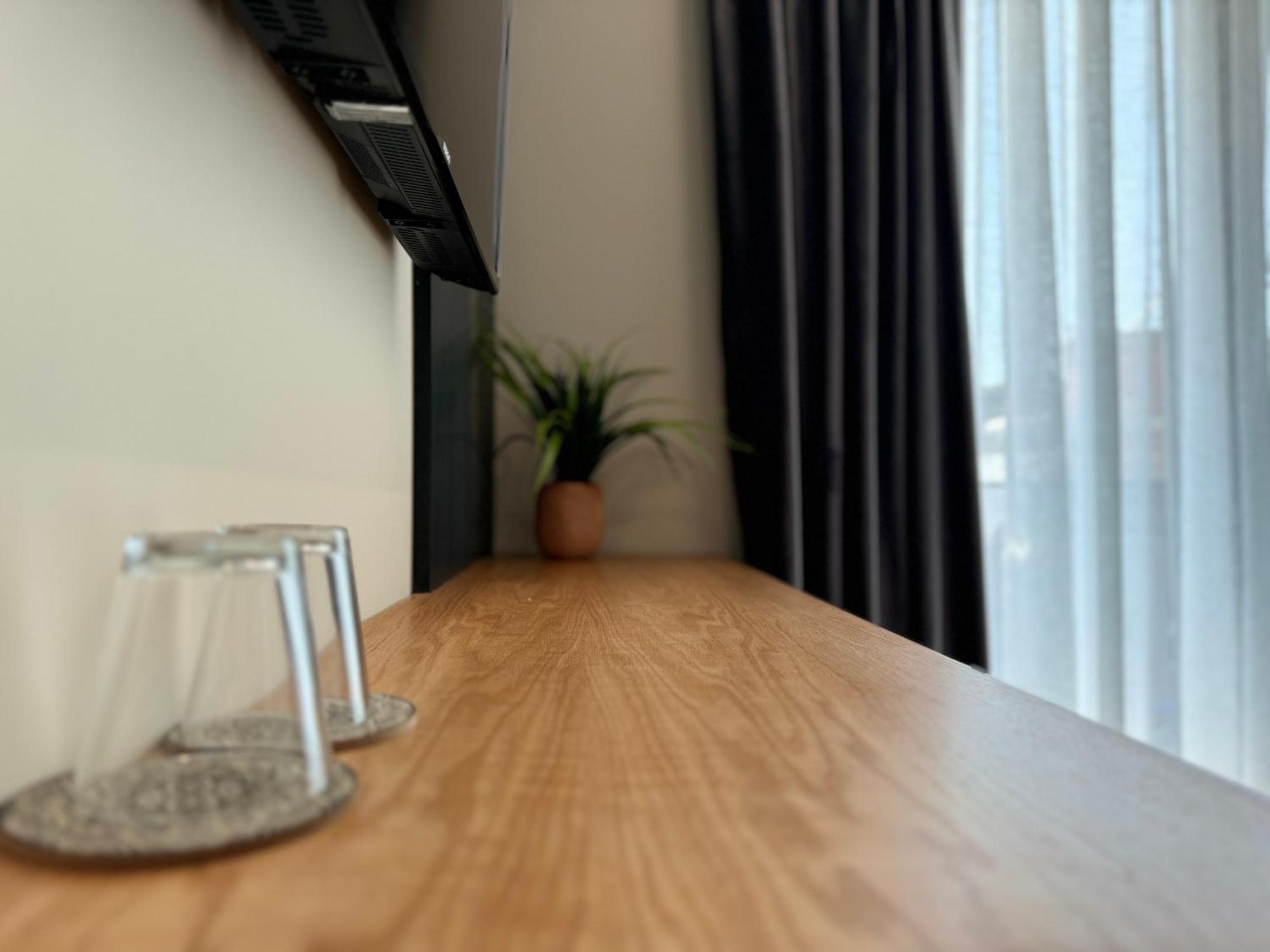 Twins Hotel Vlore Ngoại thất bức ảnh