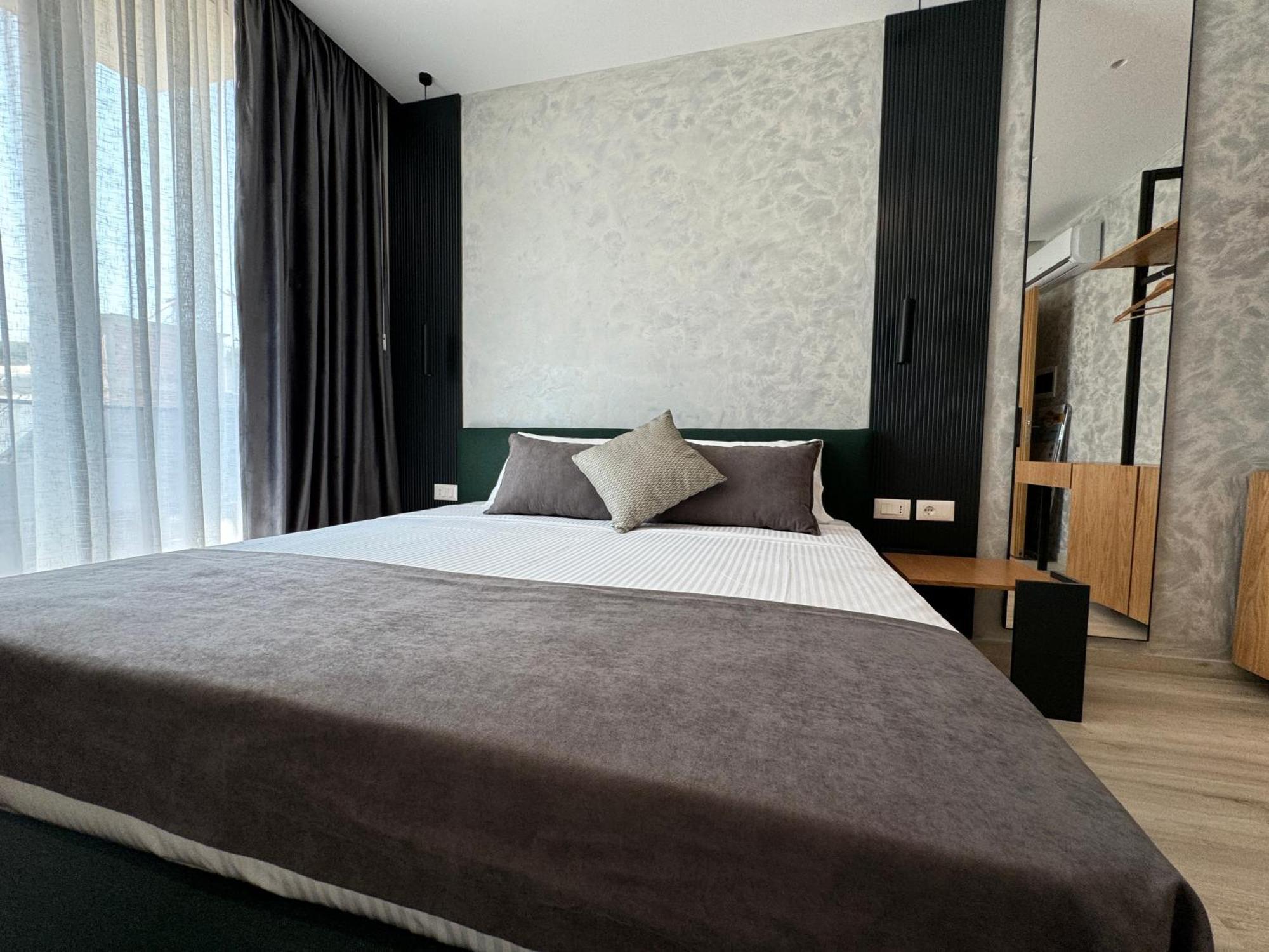 Twins Hotel Vlore Ngoại thất bức ảnh