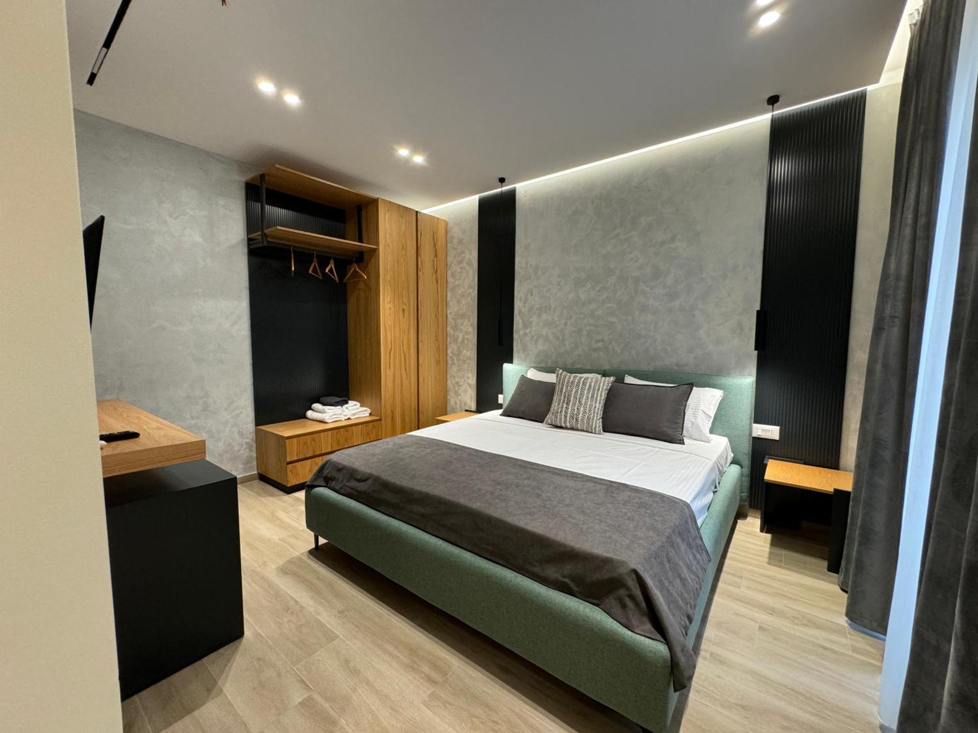 Twins Hotel Vlore Ngoại thất bức ảnh
