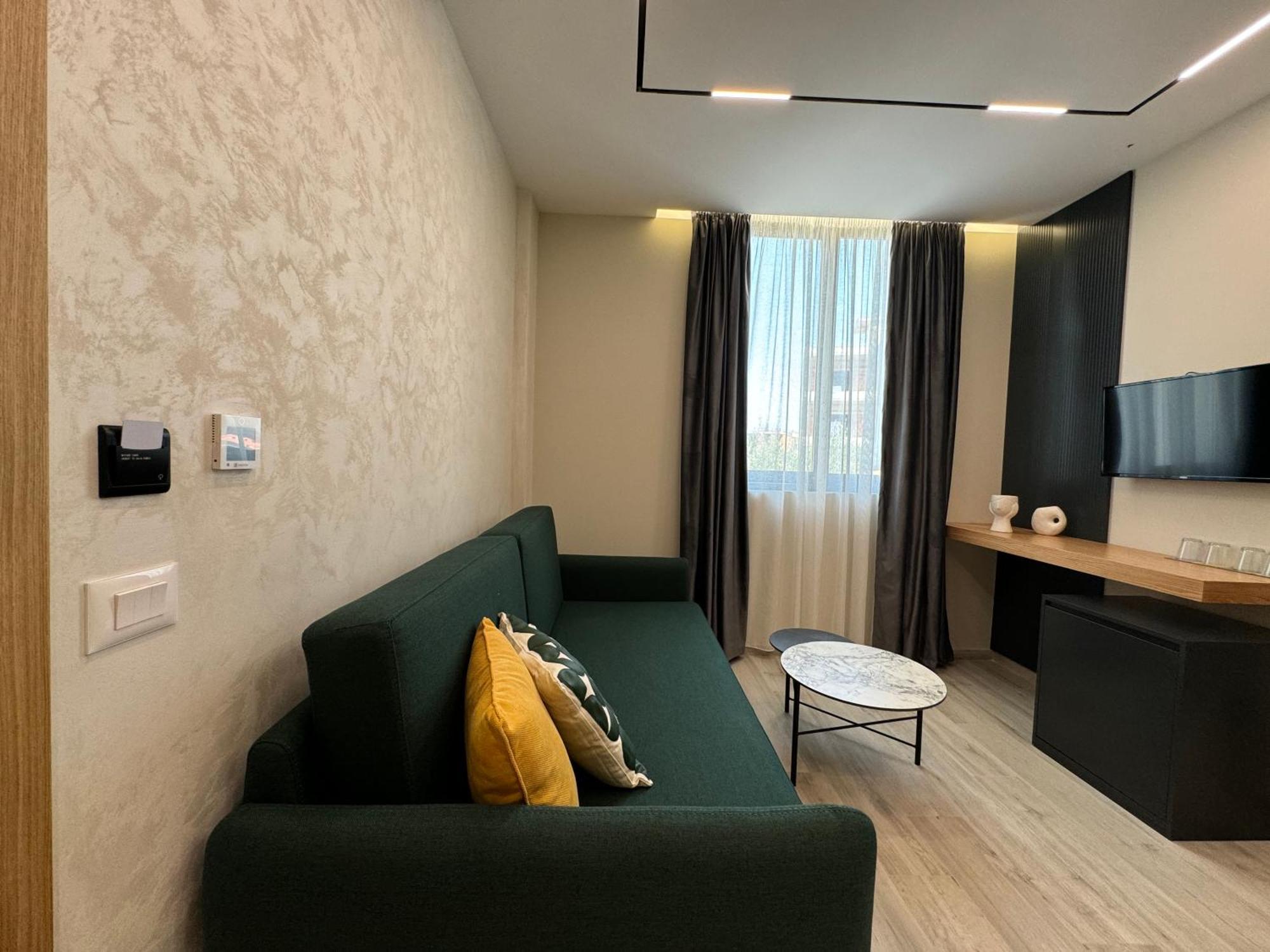 Twins Hotel Vlore Ngoại thất bức ảnh