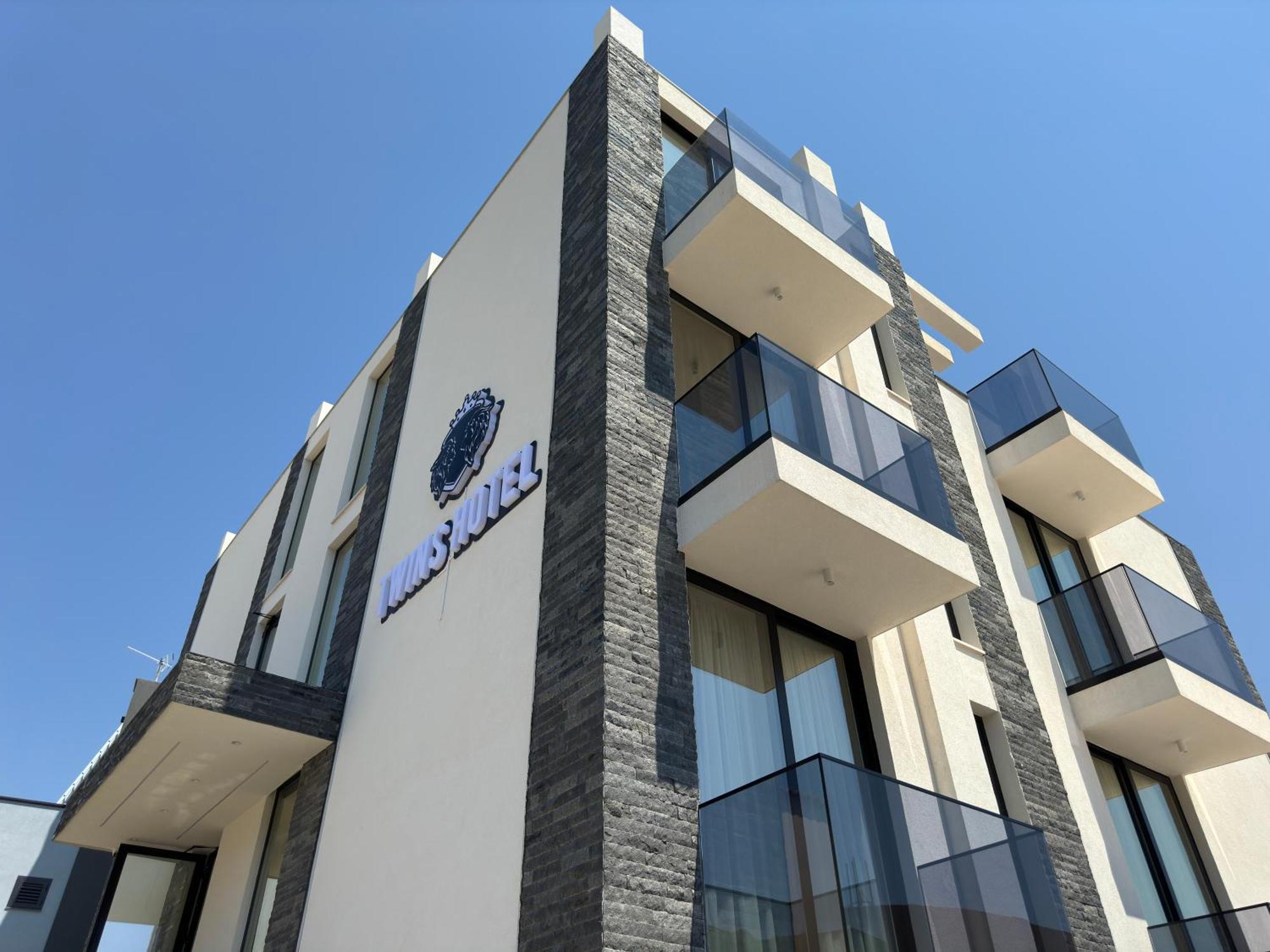 Twins Hotel Vlore Ngoại thất bức ảnh