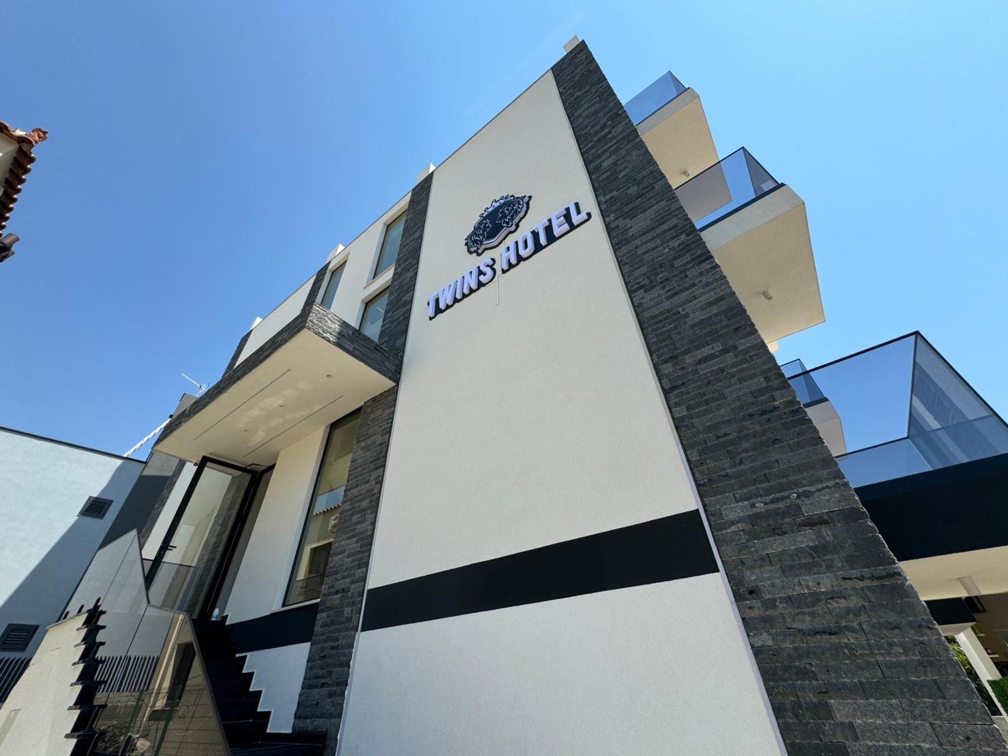 Twins Hotel Vlore Ngoại thất bức ảnh