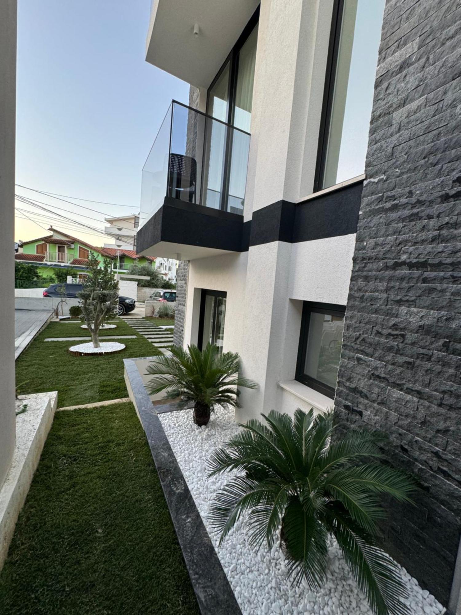 Twins Hotel Vlore Ngoại thất bức ảnh